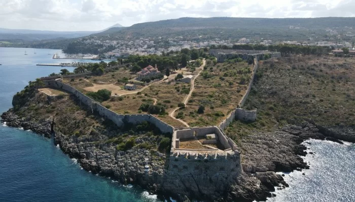 Pylos Castle (Niokastro)