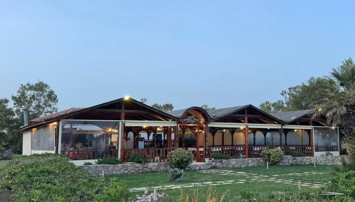 Akti Restaurant