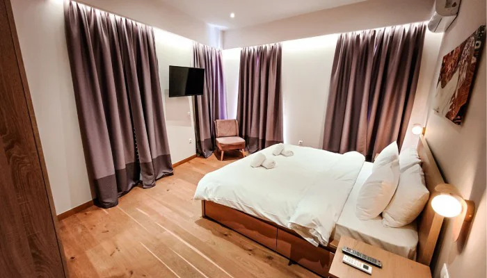 Pylos Senses - Deluxe Central Apartment with Terrace