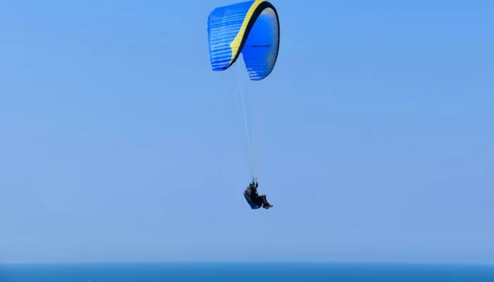 FLY MESSINIA - Paragliding & Paramotor