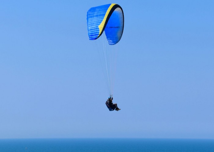 FLY MESSINIA - Paragliding & Paramotor
